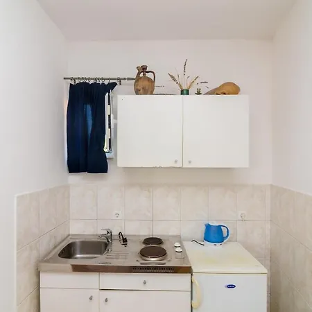 & Bluemoon - Basic Studio With Patio And Side Sea V... モルナット